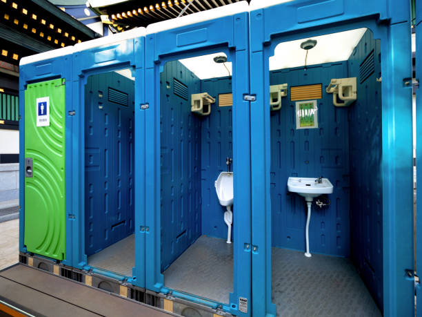 Portable Toilet Options We Offer in Dunnstown, PA